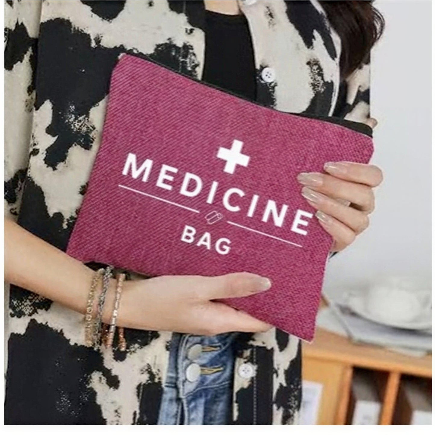 nena-pouch-medicine-red