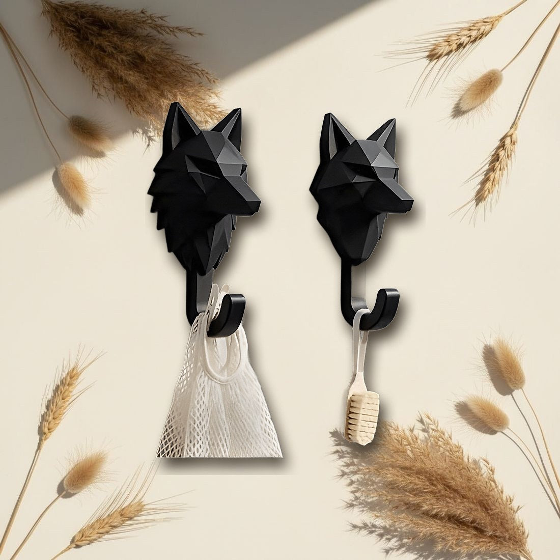 Low-Poly Wolf Head Wall Hooks 2pc Black