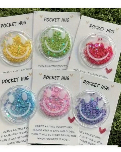 nena-cards-pocket-hug